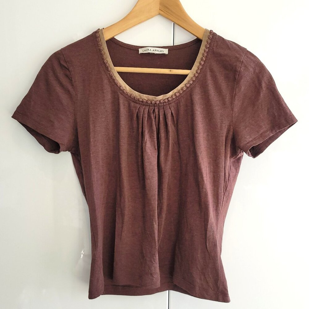 Laura Ashley Scoop Neck T Shirt Brown Size XS
